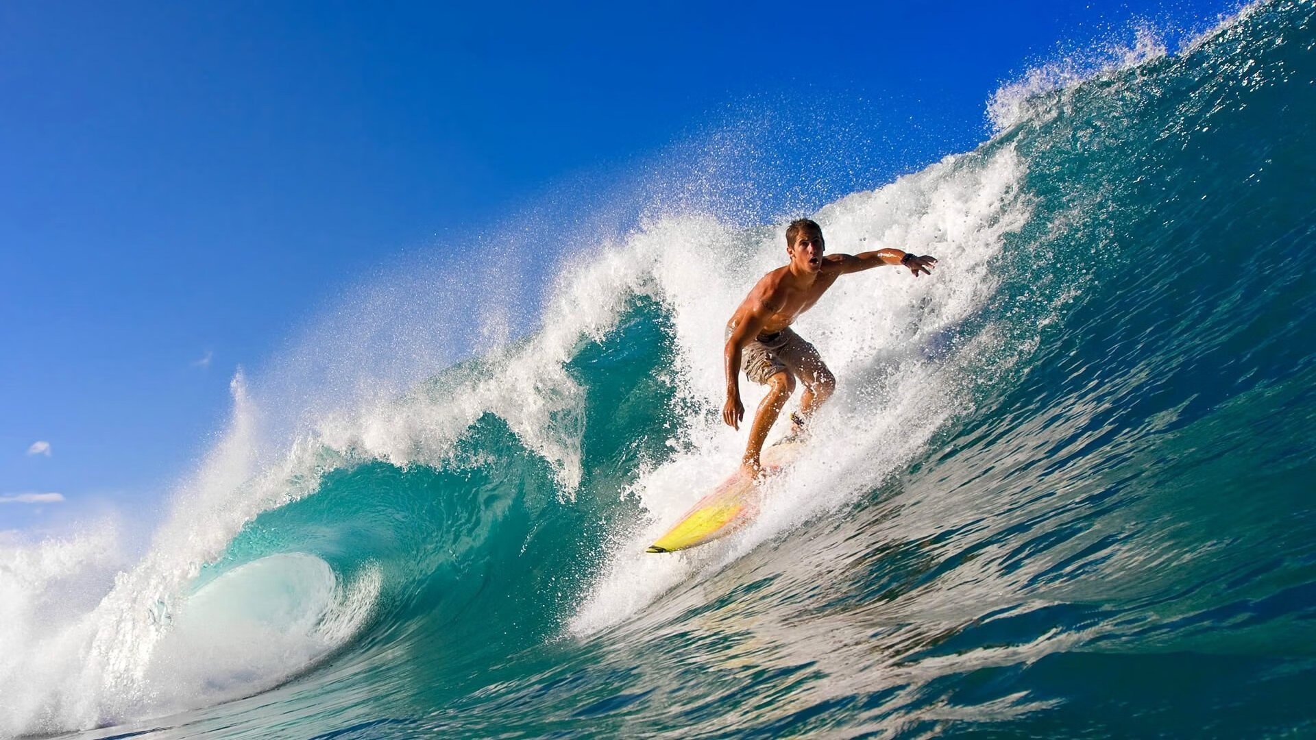 “德甲最后冲刺：豪门激战不断冠军悬念逐步加深”，德乙豪门